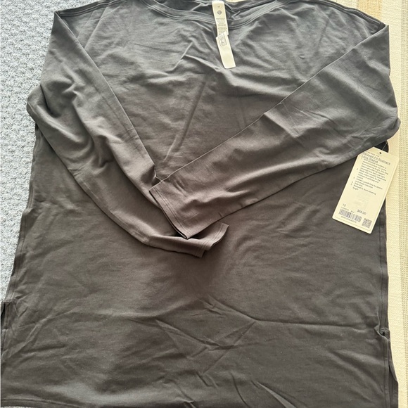 The Lululemon Relaxed-Fit Boatneck Long Sleeve size 10 NWT - Picture 6 of 7